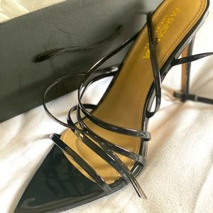 Black Fashion Nova Heeled sandals